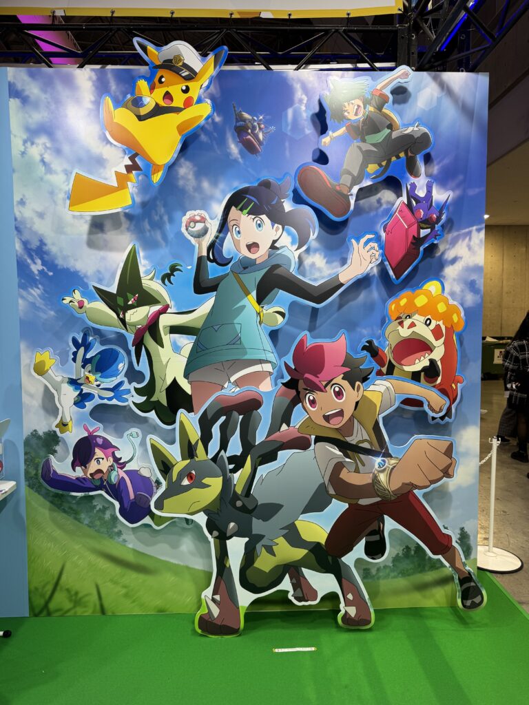 AnimeJapan 2025 ShoProブースのメガボルテージ編キービジュアル展示